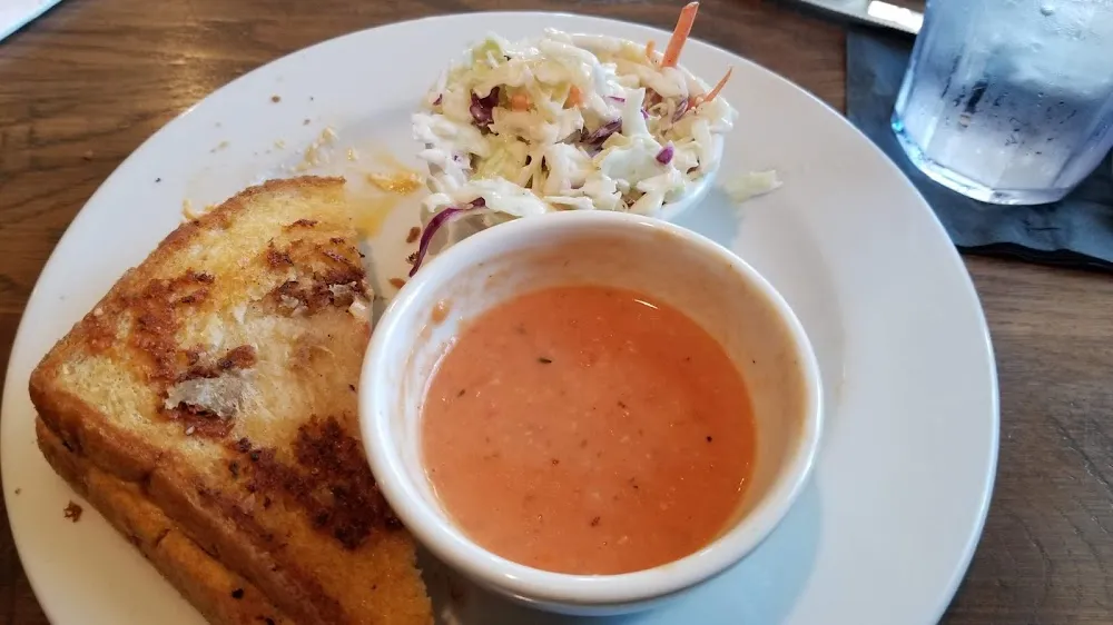 Grilled Cheese w Tomato Bisque